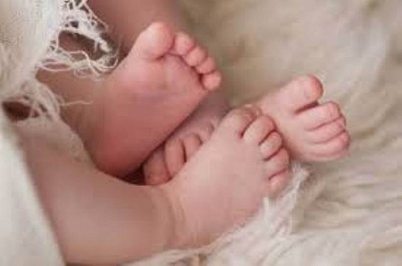 Newborn baby died while brestfeeding