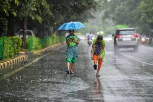 Heavy rain alert in 37 districts of MP