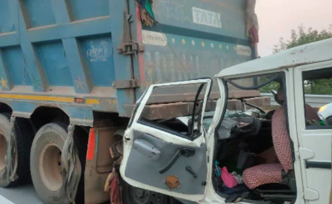 Bolero collided with dumper