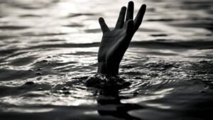 4 die due to drowning in Ganga