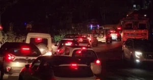 Long traffic jam in Keshkal Valley of Chhattisgarh