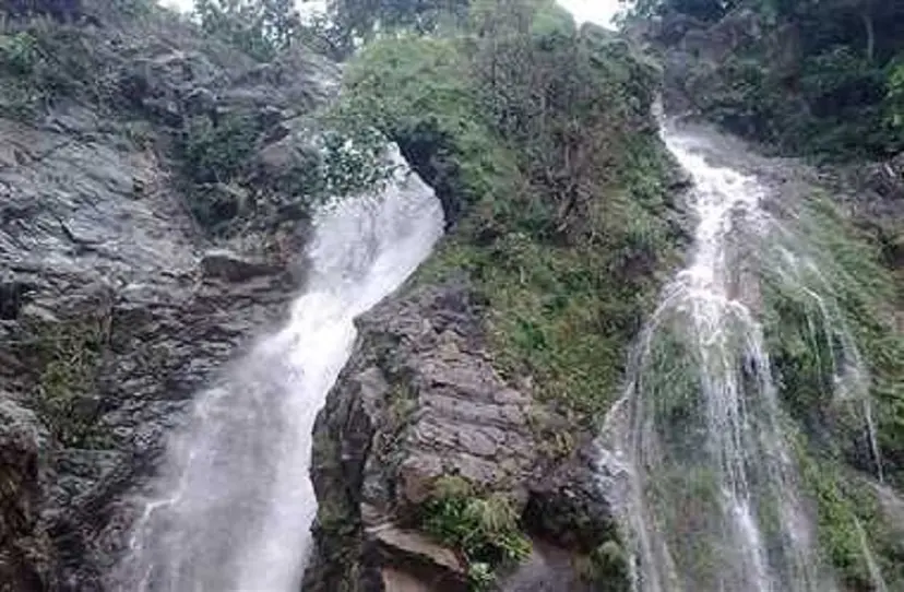 Ranidahra waterfall in Kawardha