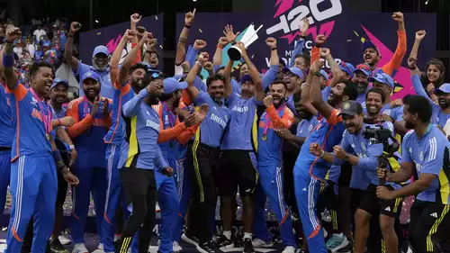 IND vs SA Final: टीम इंडिया ने जीता टी20 वर्ल्ड कप का खिताब, फाइनल में साउथ अफ्रीका को 7 रनों से हराया